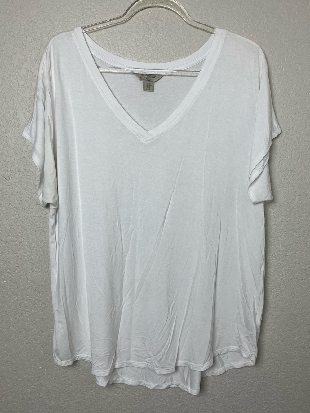 Maison Cinqcent Relaxed Modal V-Neck Short Sleeve Tee - White Size XL